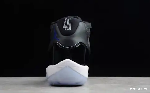 378037-003 378037-003 (2016) Space Jordan Jam 11  Retro 0425